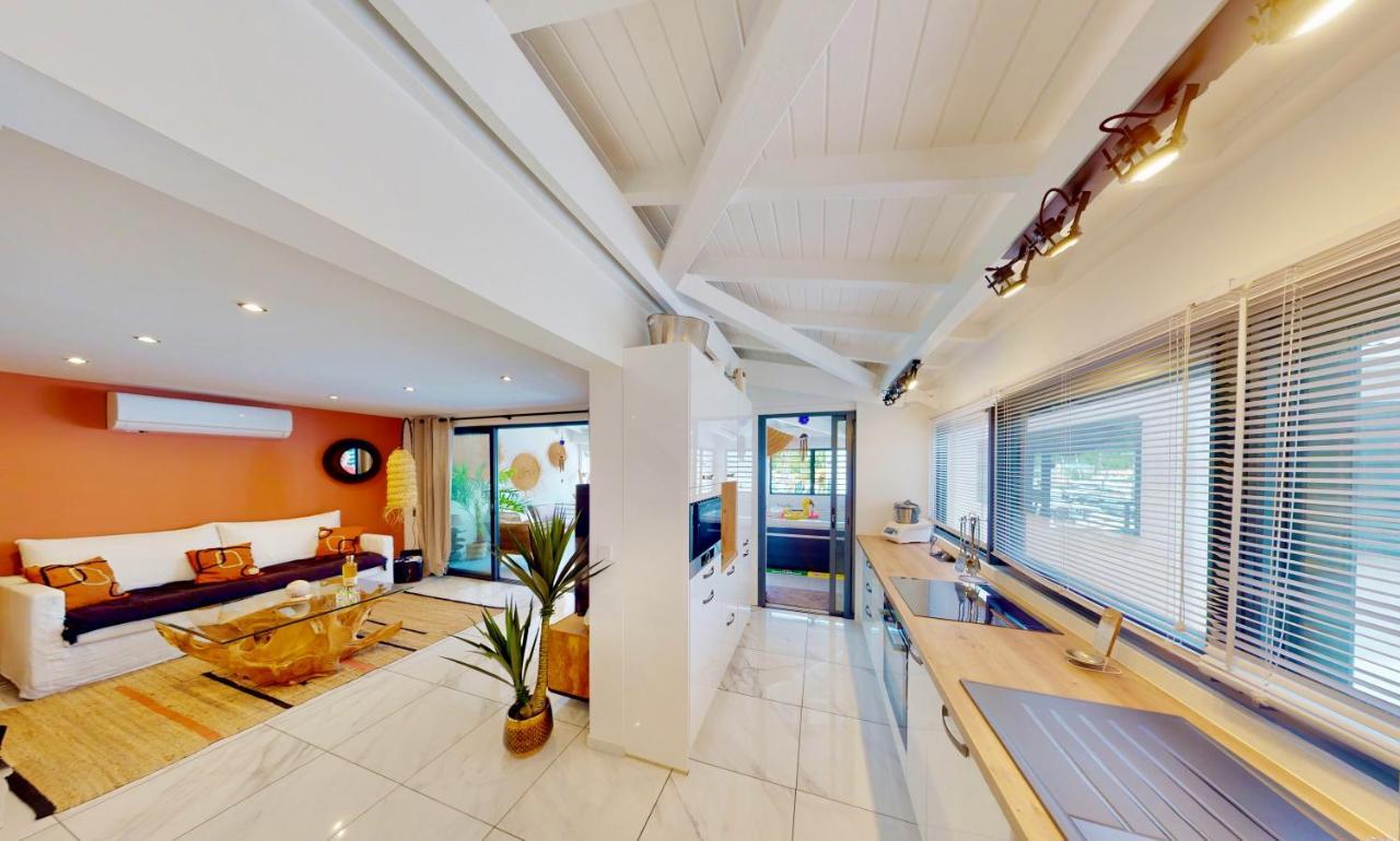 Marina, Spa & Sun - 2 Bedrooms - Luxury Apartment Anse Marcel Buitenkant foto