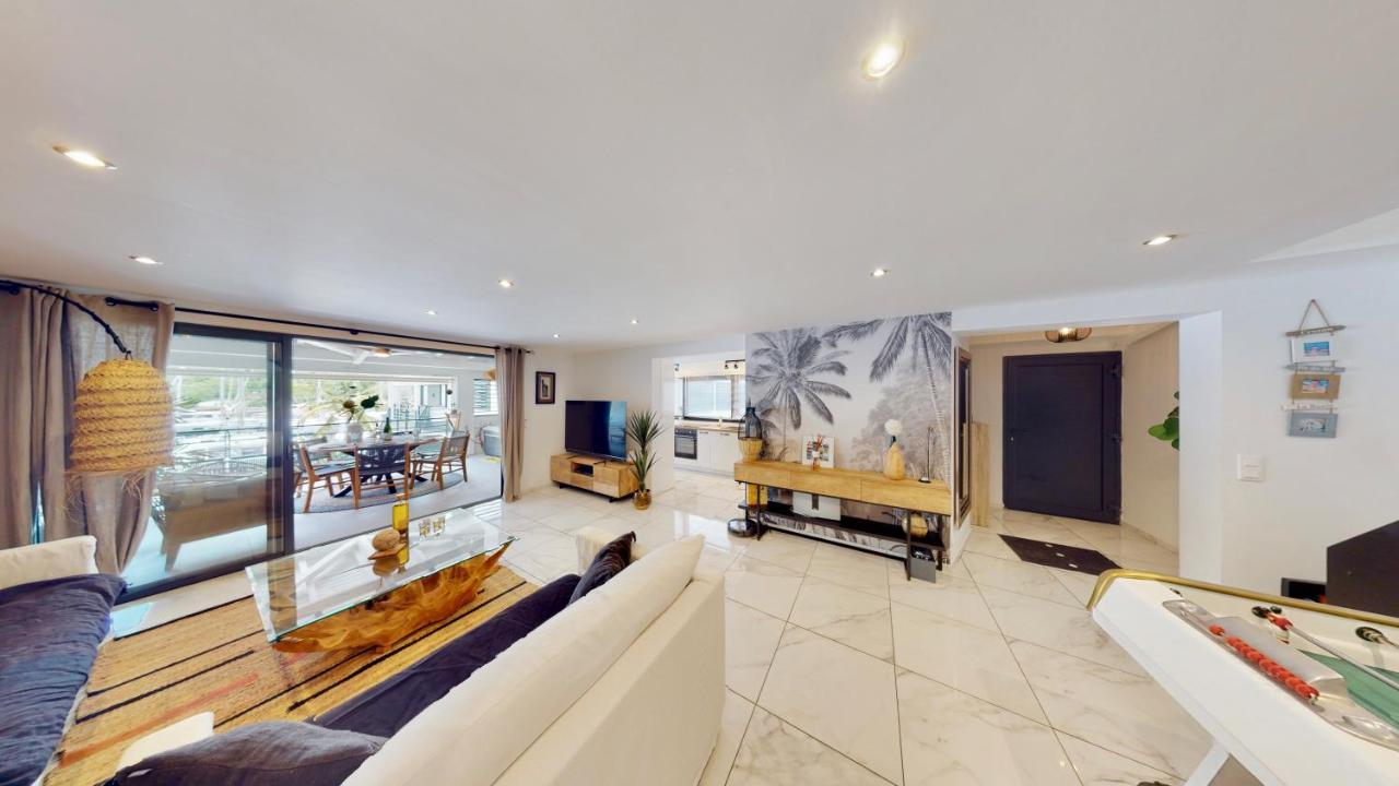 Marina, Spa & Sun - 2 Bedrooms - Luxury Apartment Anse Marcel Buitenkant foto